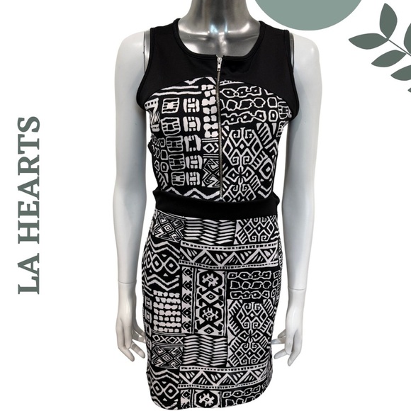🛍️3/$40 LA Hearts Tribal Print Cutout Bodycon Dress Black White Geometric Large - Picture 1 of 7